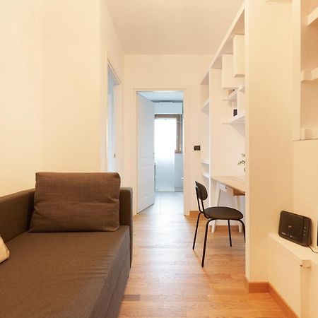 Milan Comfy Apartment X3 - With Balcony Bagian luar foto