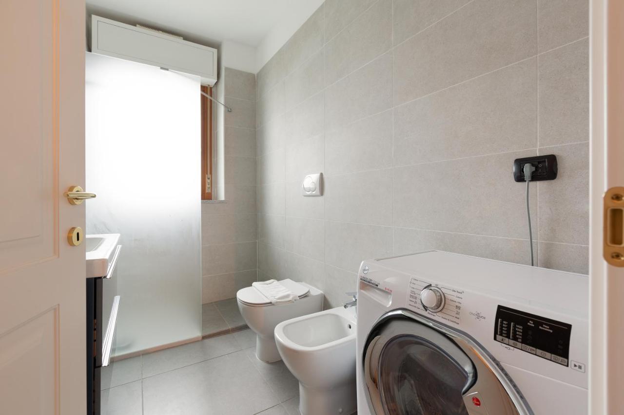Milan Comfy Apartment X3 - With Balcony Bagian luar foto