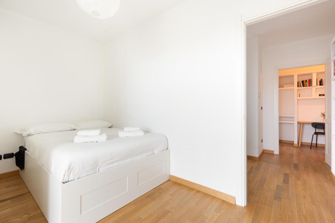 Milan Comfy Apartment X3 - With Balcony Bagian luar foto