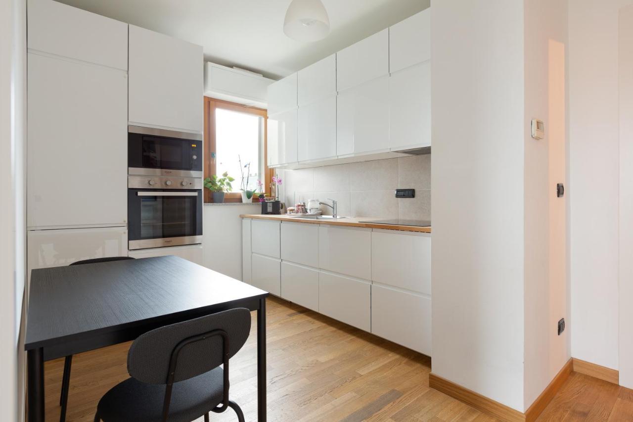 Milan Comfy Apartment X3 - With Balcony Bagian luar foto
